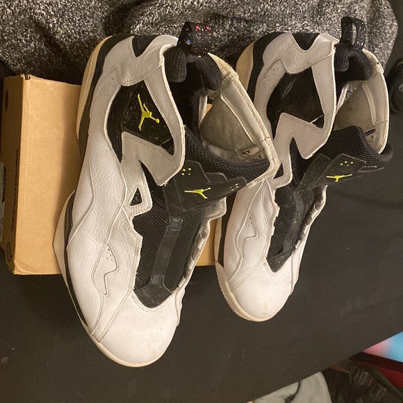 Jordan true flight’s barley worn no box no laces - Picture 2 of 6